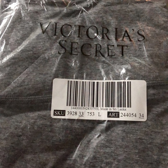 New in packaging PINK Victoria’s Secret Cozy Leggings 78% polyester 22% elastane - Picture 11 of 13